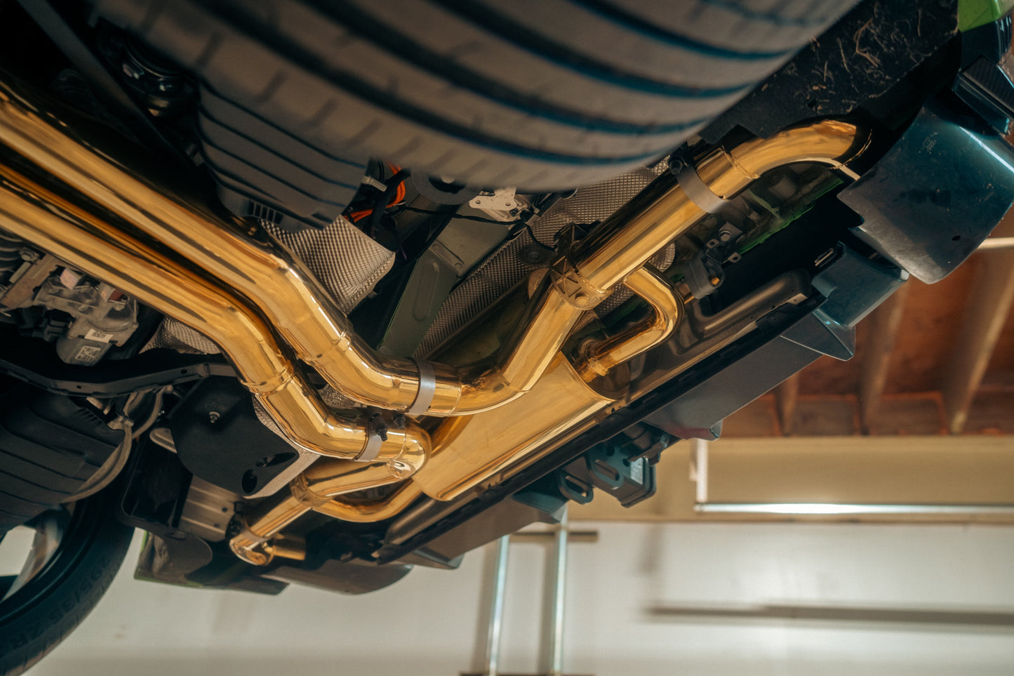 Sistema de escape deportivo valvulado AUDI RSQ8
