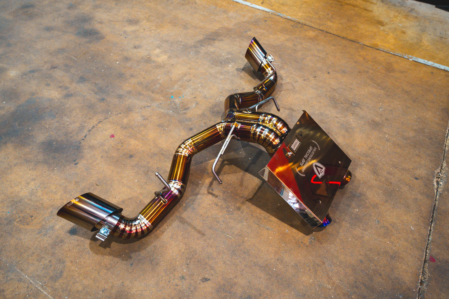 Sistema de escape de competición de F1 para el McLaren 570S/620R