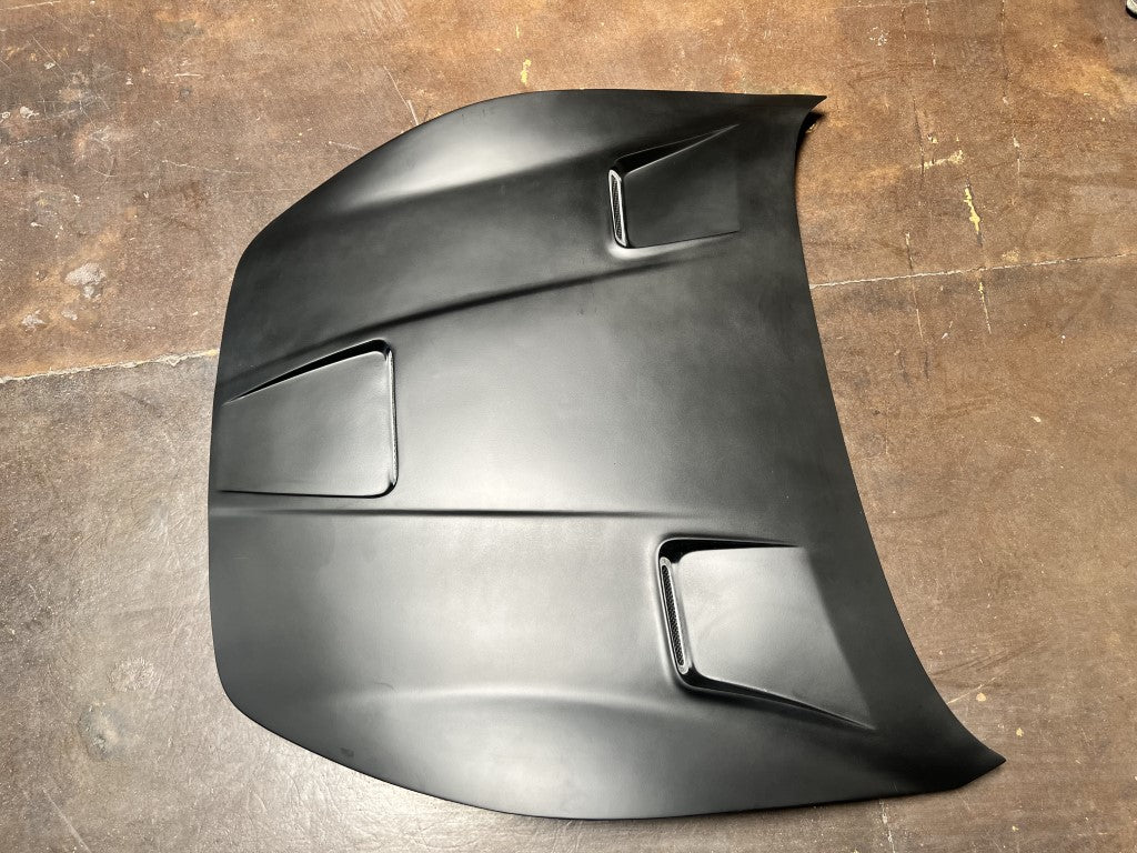 Capó MC / Trofeo Sport para Maserati GranTurismo (2008-2019)