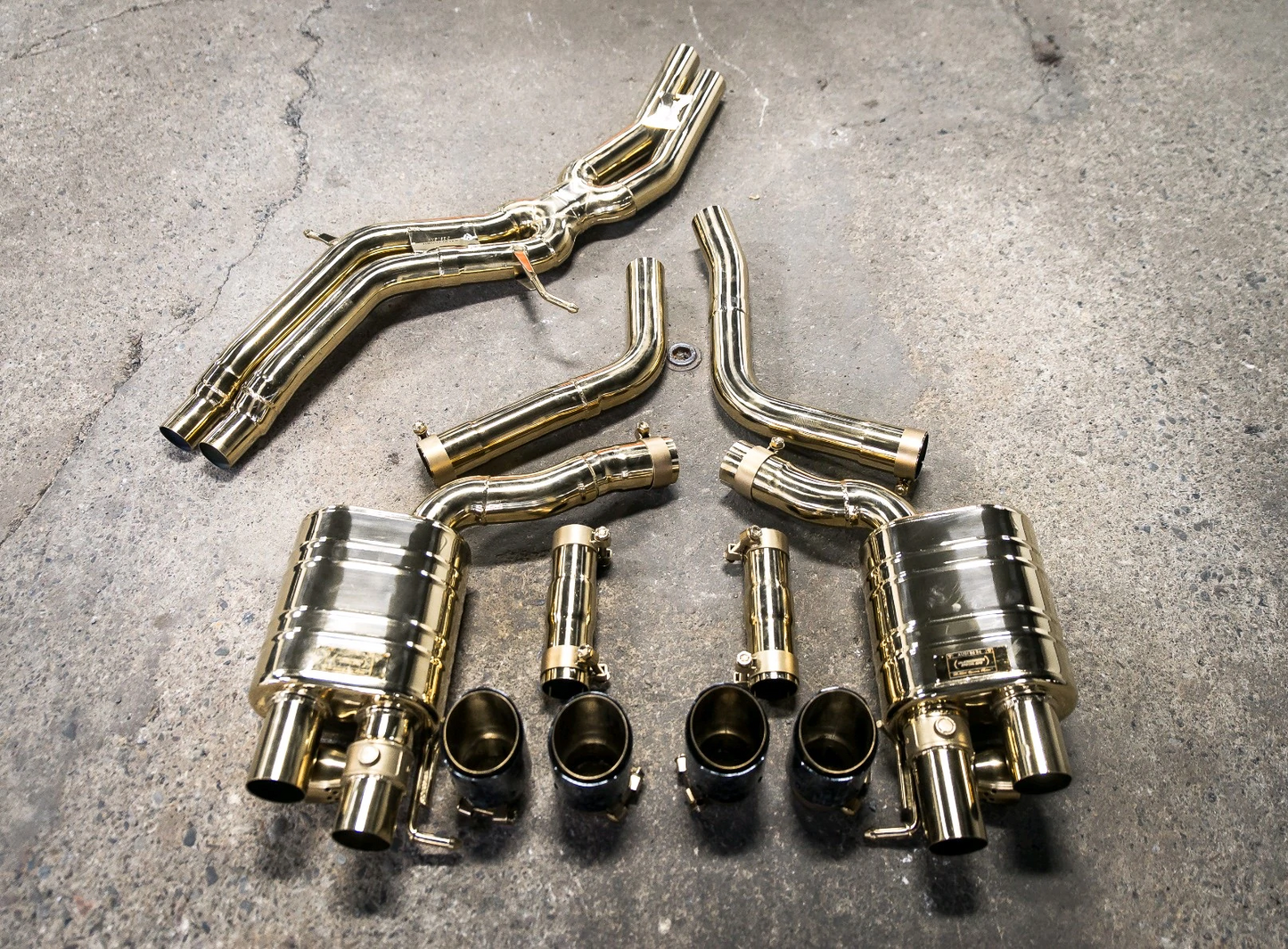Sistema de escape deportivo con válvulas para Audi B8 / B8.5 S4 / S5